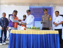 Pj Bupati Jombang Resmikan Pos Jaga Dan Palang Pintu Kereta Api