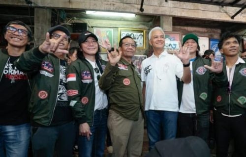 Ganjar-Mahfud MD Gelar HAJATAN RAKYAT, Ada Slank Juga Loh..