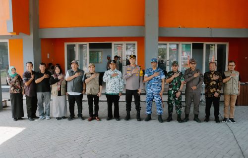 Polres Jombang kawal Distribusi Logistik Pemilu di Jombang