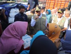 Pj Bupati Jombang Pantau Stabilisasi Harga Beras Di Pasar