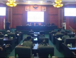 Paripurna DPRD Jombang membahas Penyampaian Nota Penjelasan Empat Raperda