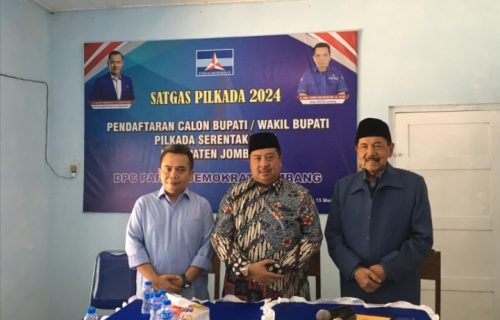 . Warsubi Hadir Di DPC Partai Demokrat Jombang Mengikuti Penjaringan Bacabup