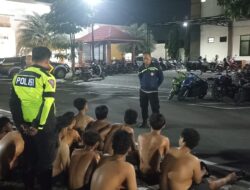 Polisi Ringkus 16 Anggota Perguruan Silat, Saat Asyik Menenggak Minuman Keras