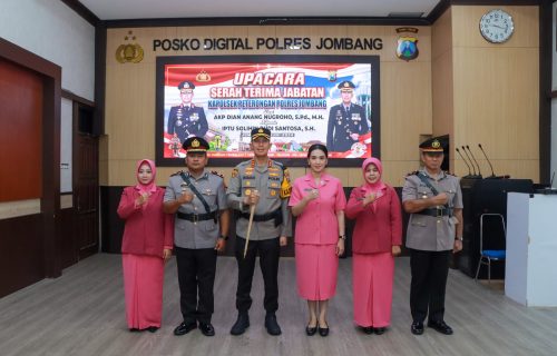 Penyegaran Organisasi, Kapolres Jombang Pimpin Sertijab Kapolsek Peterongan