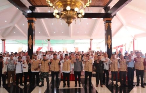 Wujudkan Pelayanan Bersih Pj Bupati Sugiat Sat Set Gelar Seminar Saber Pungli