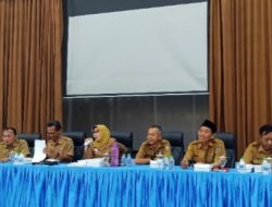 Rapat Pembinaan Disdikbud Kabupaten Jombang: Penegasan Disiplin dan Penguatan Hubungan Kekeluargaan di Lingkungan Kerja
