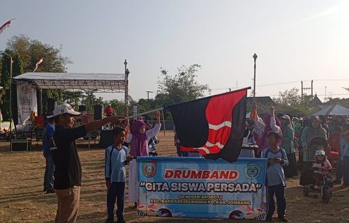 Meriahkan HUT kemerdekaan RI ke-79, Desa Brodot Gelar Jalan Sehat