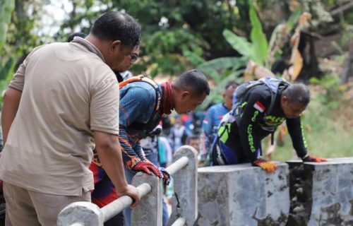 Pj Bupati Jombang Meninjau Wilayah Perbatasan Jombang