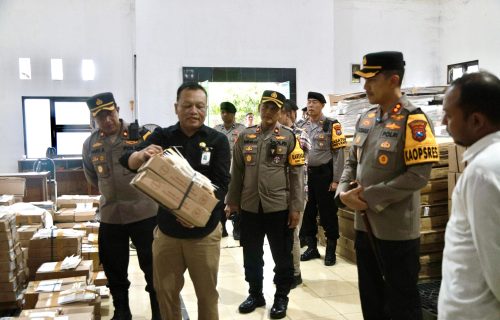 Kapolres Pastikan Keamanan dan Kesiapan Pilkada 2024, Cek Gudang Logistik KPU Jombang