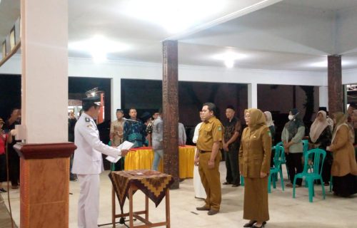 Kepala Desa (Kades) Sentul Melantik Dua Kaur pemerintahan Desa (Pemdes) Yang Dihadiri Forkopimcam Tembelang Dengan Khidmat