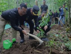 Perumdam Tirta Kencana Jombang Gelar Tanam Pohon dan Ruwatan