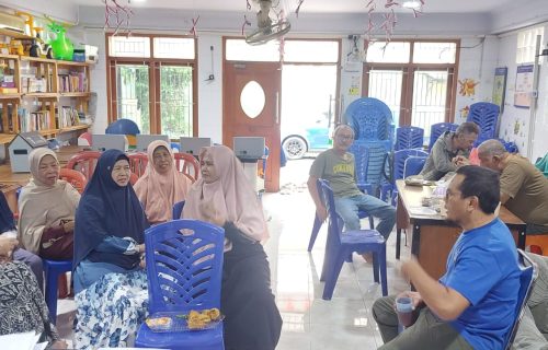 Pengurus RW.10 Kelurahan Beji, Gelar Rembug Warga