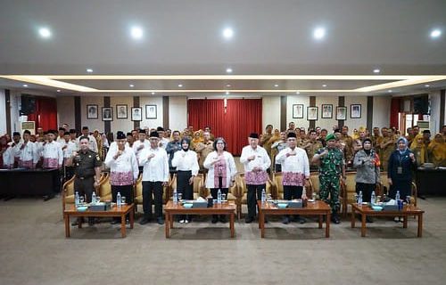 Pj Wali Kota Kediri Kukuhkan Pengurus Perwakilan Yayasan Gerontologi Abiyoso