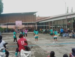SMA Darul Ulum 3 Peterongan Menggelar Turnamen Bola Voli Trivico 2025