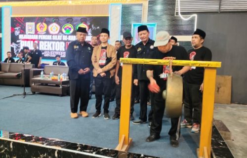 Pembukaan Kejuaraan Pencak Silat Piala Rektor Unipdu Jombang 2025