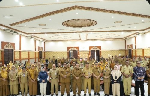 Sebanyak 118 PNS Pemkab Jombang Terima SK Pensiun Di awal Tahun 2025