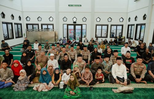 Berkah Ramadhan, Kapolres Jombang Santuni Anak Yatim Panti Asuhan As-Sholihin