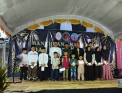 Kantor Hukum Jack and Associates Bersama SJN dan LSM CBN Gelar Bagi Takjil dan Santunan Anak Yatim