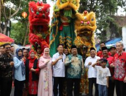 Semarak Acara Festival Pecinan 2025 Dihadiri Bupati dan Wakil Bupati Jombang