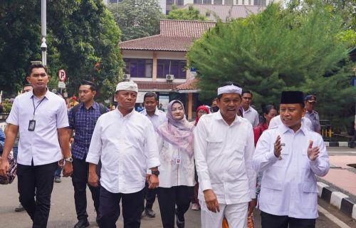 Gubernur Jawa Barat KDM Temukan Sampah diarea Balaikota Depok