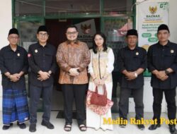 Bupati Kediri dan Istri Bayar Zakat Mal Melalui Baznas
