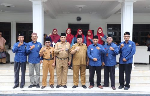 Bupati Jombang Sumbangkan Gajinya untuk Pemberdayaan Masyarakat Melalui Baznas