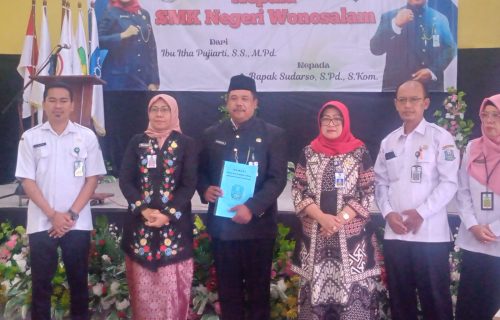 SMKN Wonosalam Kabupaten Jombang Gelar Acara Serah Terima Jabatan (Sertijab) Kepala Sekolah