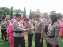 Kapolres Jombang Pimpin Upacara Kenaikan Pangkat Anggotanya, Tegaskan Peningkatan Tanggung Jawab, Profesionalisme, dan Integritas