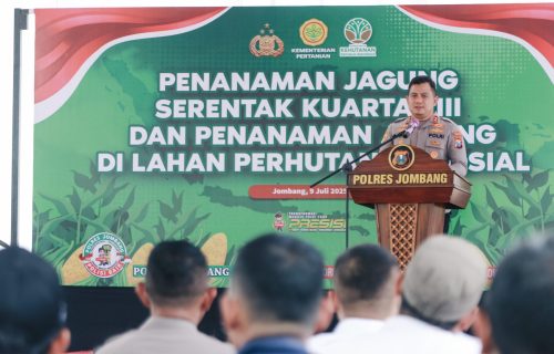 Dukung Program Nasional Swasembada Pangan, Polres Jombang Gelar Penanaman Jagung Serentak