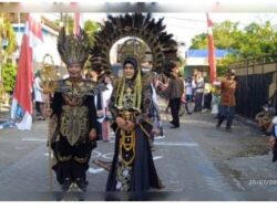 Gelar Sedekah Desa dengan Karnaval Budaya yang Meriah