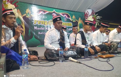 Pesanggrahan Gelar Pengajian Umum Peringati Maulid Nabi Muhammad SAW dan Hari Jadi Desa