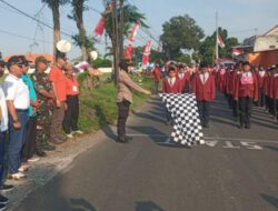 Lomba Gerak Jalan Tembelang Sangat Meriah Dan Lancar