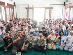 Kapolres Jombang Beri Penyuluhan kepada Pelajar : Imbau Tidak Ikut Demonstrasi dan Bijak Bermedsos