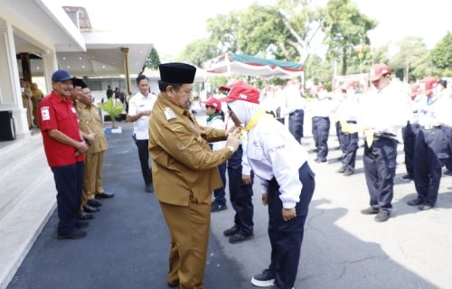 Pemberangkatan Kontingen Jumbara PMR Jombang 2025: Bupati Warsubi Tekankan Pentingnya Solidaritas dan Kepedulian