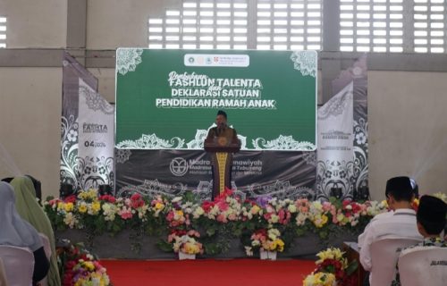 MTs Madrasatul Qur’an Tebuireng Deklarasikan Sekolah Ramah Anak dan Luncurkan Fashta, Wabup Jombang: Langkah Maju Wujudkan Kabupaten Layak Anak