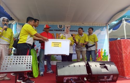Jombang Meriahkan Hari Guru Nasional 2025 dengan Jalan Sehat Penuh Semangat