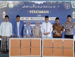 Dampingi Menteri Haji Resmikan TK-SD AIM dan AIBIS, Bupati Warsubi Apresiasi Inovasi Pendidikan Al-Aqobah