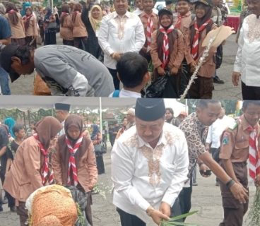 DLH Gerak Cepat Selesai Grebek Apem Laksanakan Aksi Bersih-Bersih Sampah