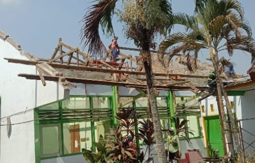 Minim Transparansi, Proyek Rehabilitasi Sekolah di Jombang Tak Pasang Papan Proyek