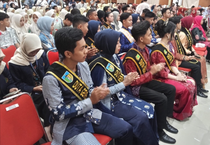 Tekan Kenakalan Remaja, Pemkab Jombang Gembleng Duta GenRe Jadi Panutan dan Mitra Edukasi