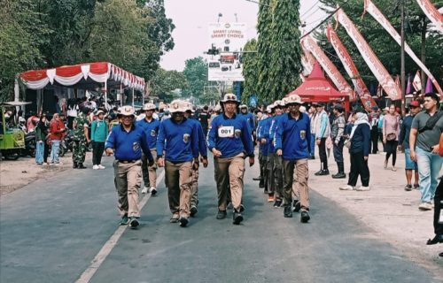 Perkuat Kebersamaan, Satpol PP Jombang Meriahkan Gerak Jalan ROJO 2026