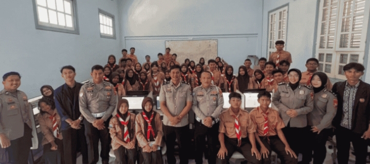 Polres Jombang Edukasi “Paham AI” ke Pelajar SMAN 3, Bentuk Generasi Digital yang Bertanggung Jawab